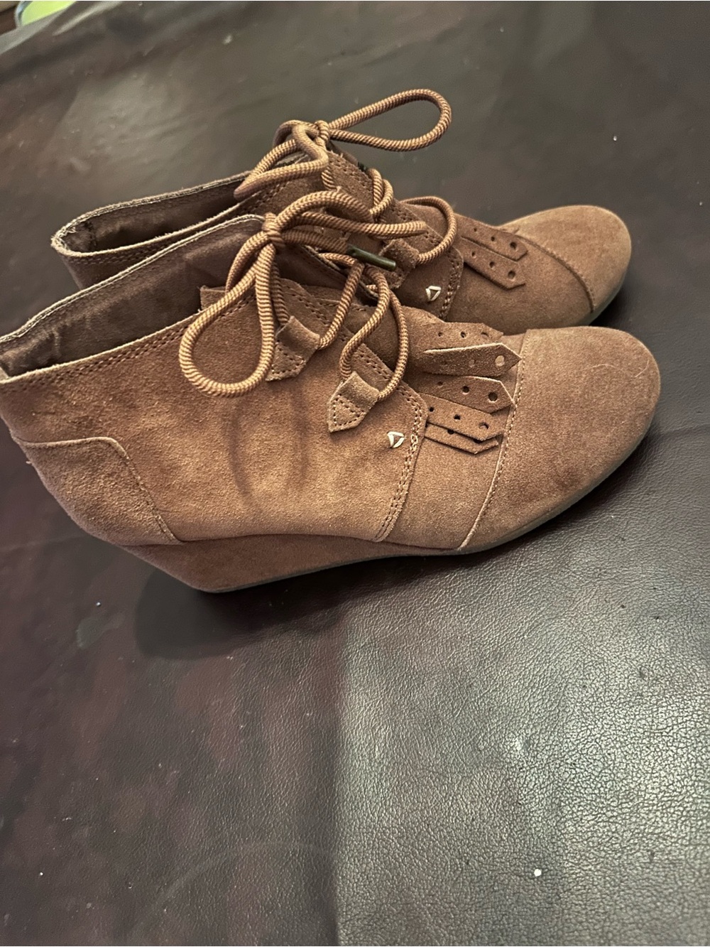 Toms Brown Suede Lace-Up Wedge Ankle Booties - Picture 1 of 5